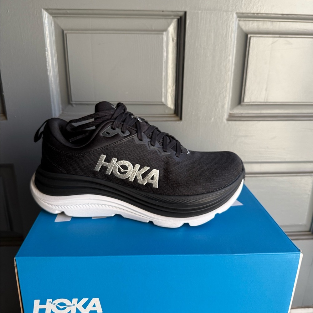 Hoka one one women’s Gaviota 5 wide D Black and White